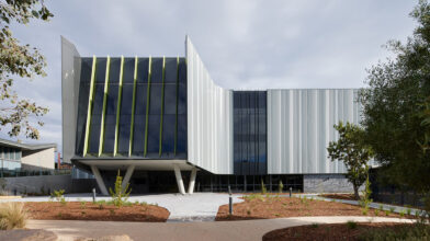 Yarra Valley Grammar image